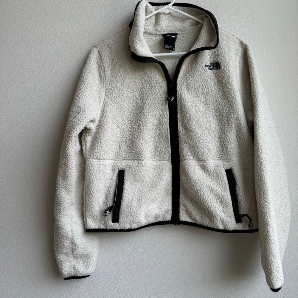 Bundle of Three The North Face Everlane Sherpa Hoodie Size Small & Medium - Picture 2 of 12